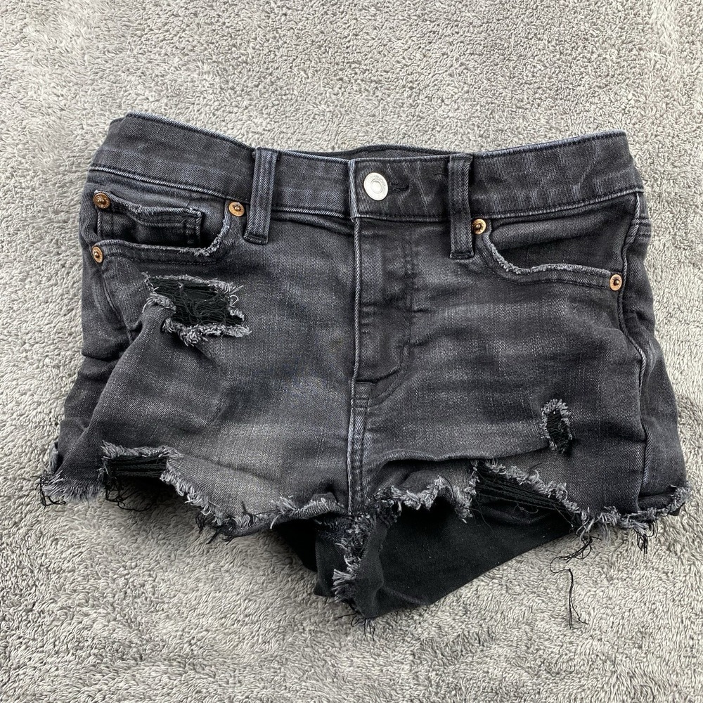 American Eagle Next Level Stretch Mid Rise Shortie Womens 00 Black Distressed